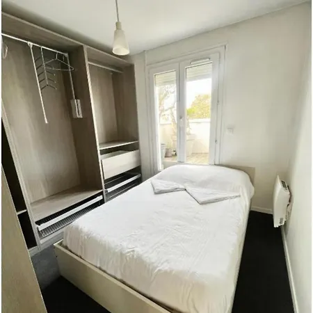 Apartment Lagrive - Avec Balcon